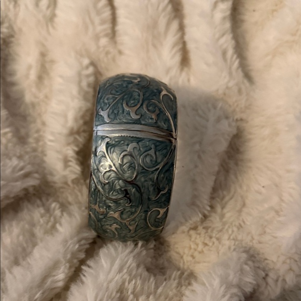 Elegant Silver and Green Engraved Bracelet